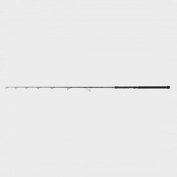 Madcat Black Vertical 190