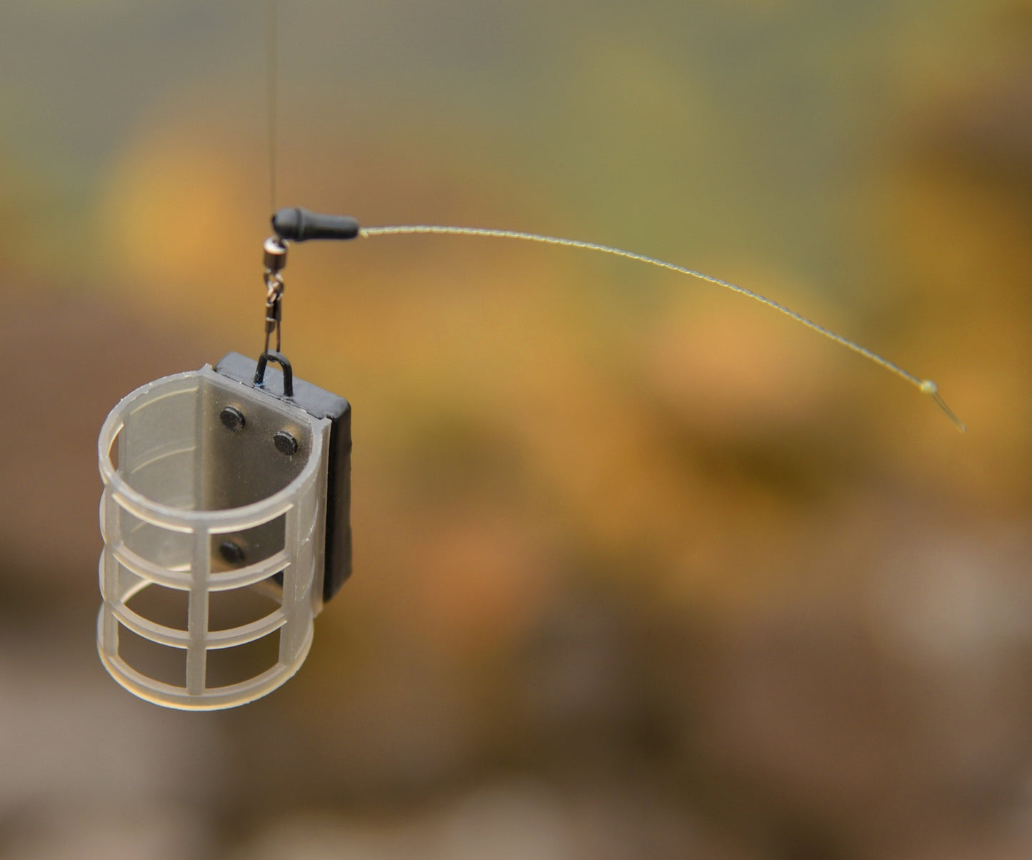 Cresta Plastic Cage Feeder