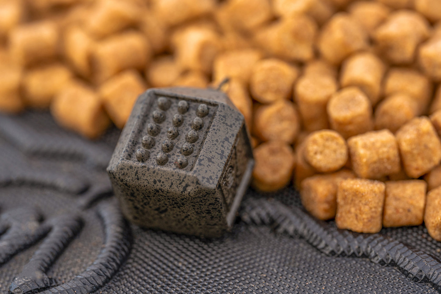 Preston Bullet Cube