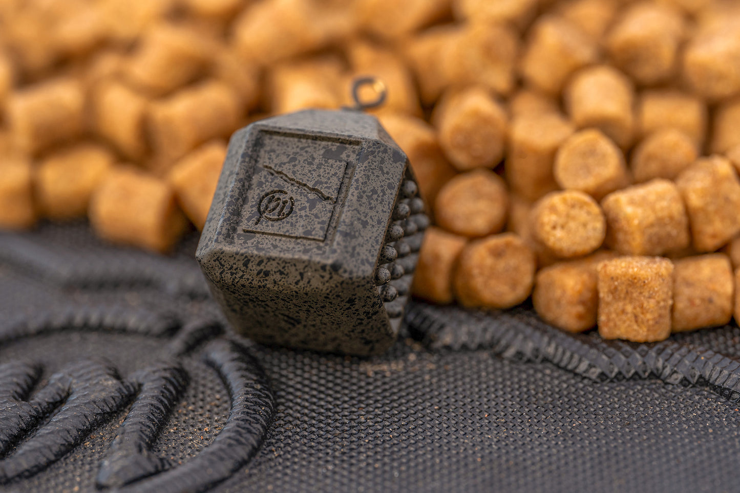 Preston Bullet Cube