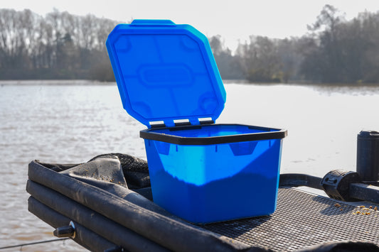 Preston 3 Pint Flip Lid Bait Tub