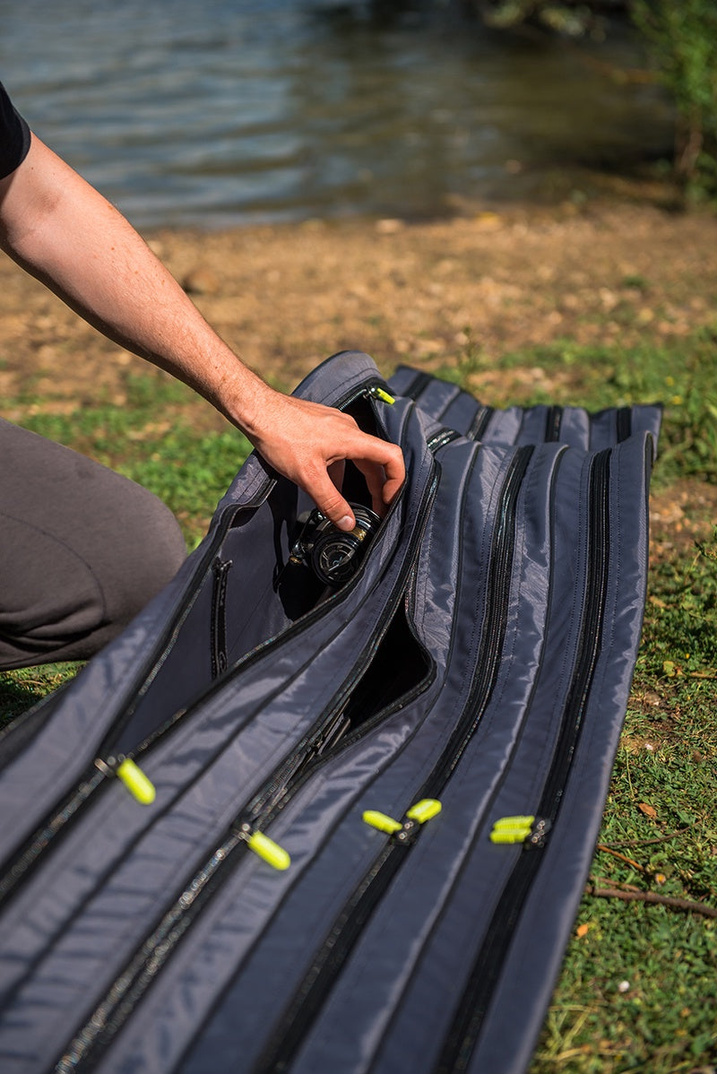 Matrix 4 Rod Holdall