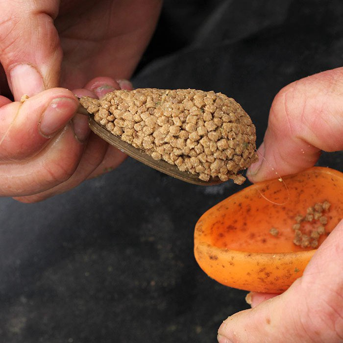 Drennan Flat Feeder & Mould