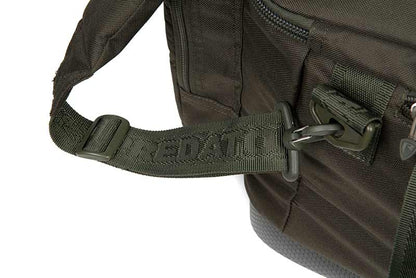 Fox Rage Predator Carryall (Incl. Tackleboxen)