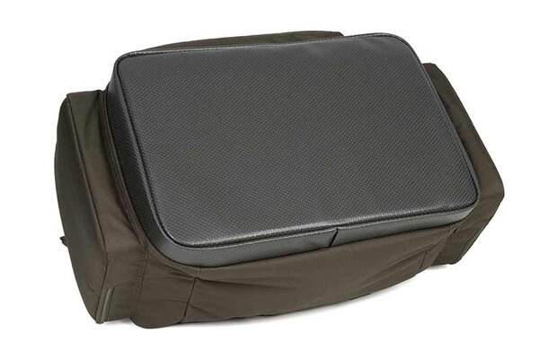 Fox Rage Predator Carryall (Incl. Tackleboxen)