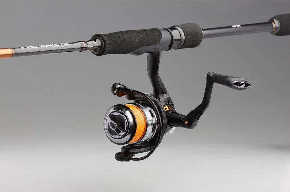 Savage Gear Fire Wave XP Spinning Combo 2.44m / 15-40 gram