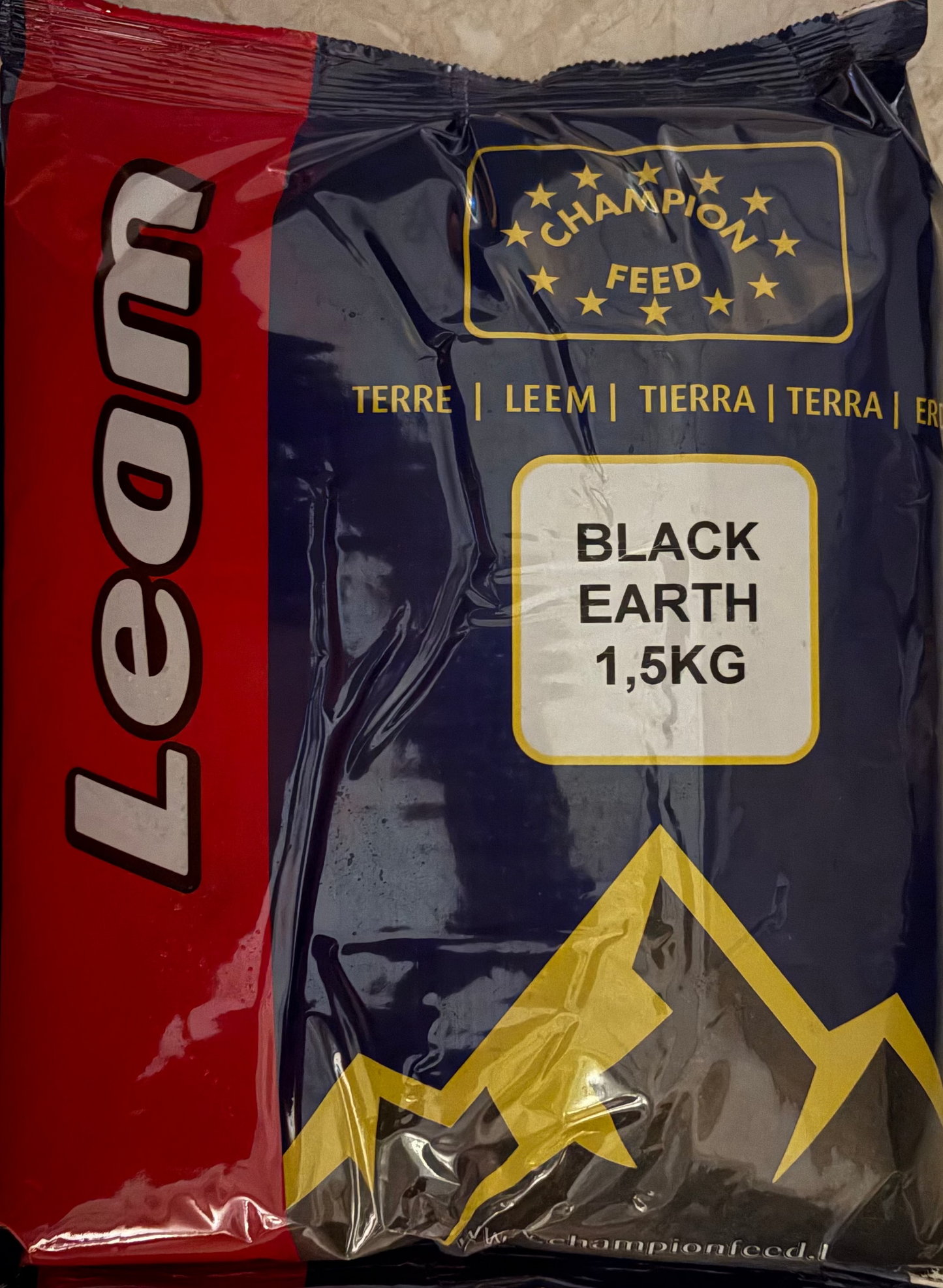 Champion Feed Black Earth