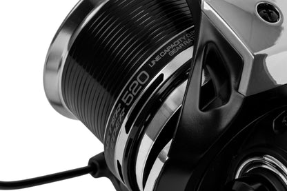 Preston Monster Feeder Reel