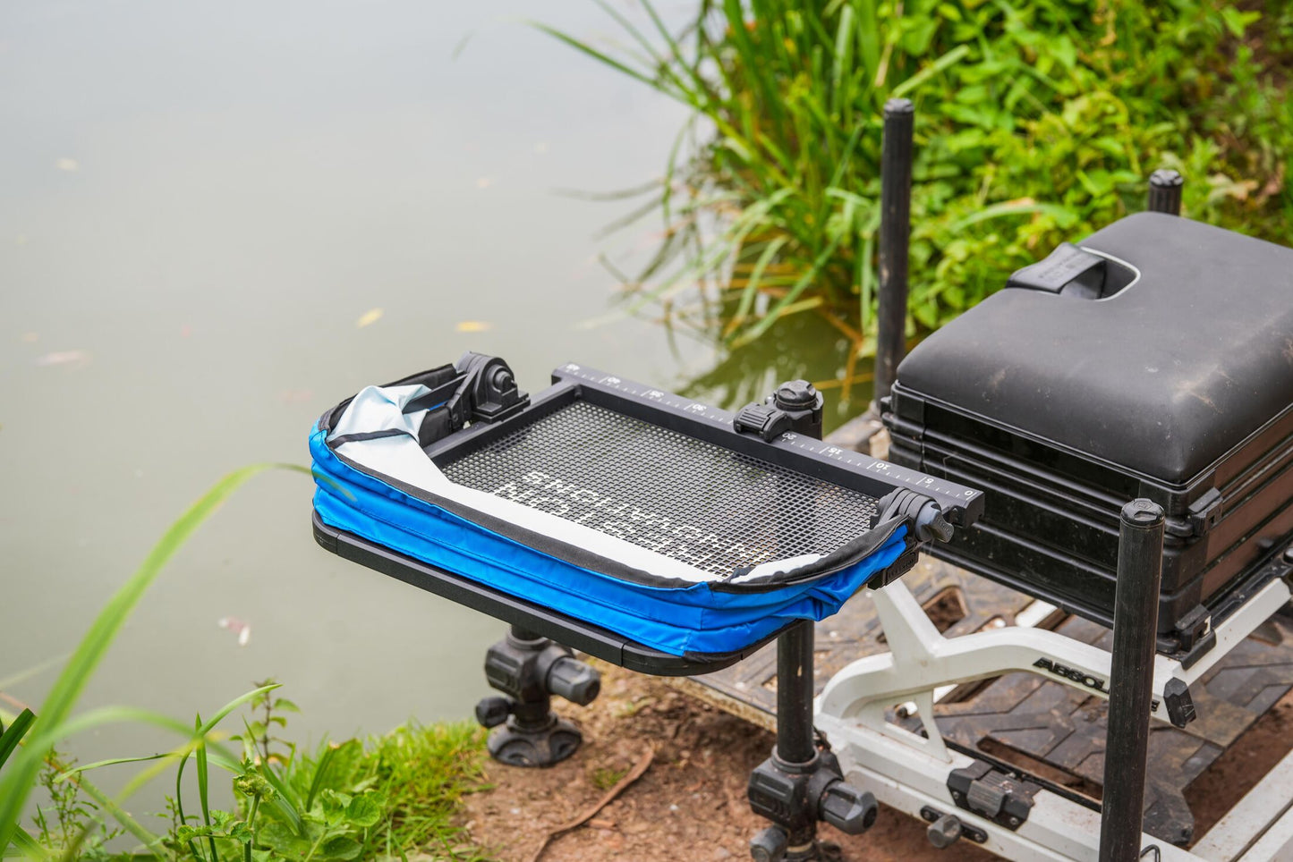 Preston Ventalite Small Hoodie Side Tray